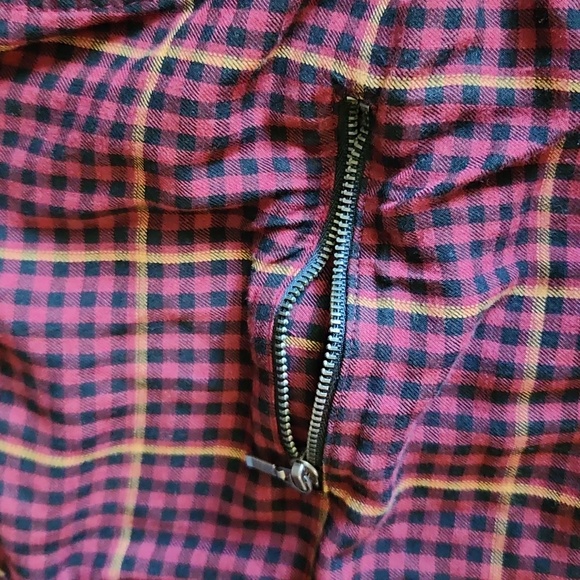 Women's checkered button down - Picture 4 of 5